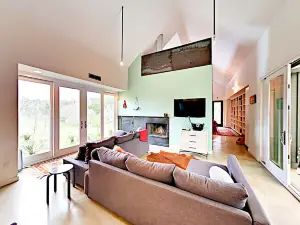 Custom Contemporary - 3 Br Home