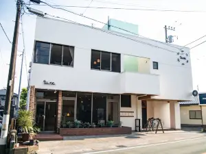 tu.ne.Hostel（ツネホステル館山）