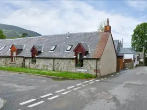 Castleton Cottage
