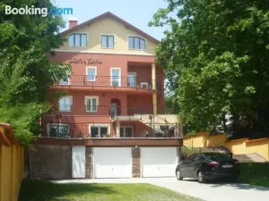 Stan és Panzió