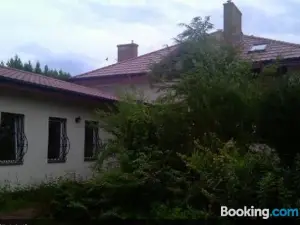 Green Country Hostel
