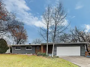 New Listing! Stylish Family W/ 2 Living Areas 5 Bedroom Home