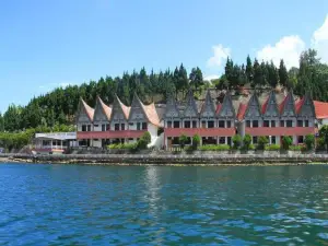 Danau Toba International Cottage Parapat