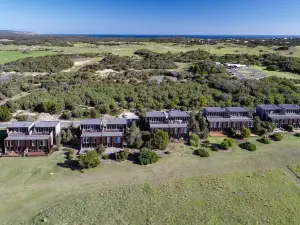 Drew Stay on St Andrews Top Rated Golf Course
