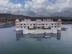 JüSTa Lake Nahargarh Palace, Chittorgarh