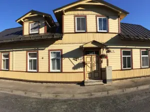 Aikarali Home Accommodation