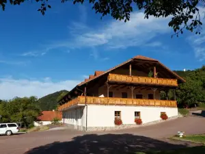 Guesthouse Močivnik