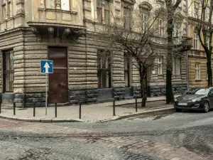 Apartment on Kovzhuna Street
