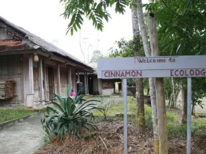 Cinnamon Eco Lodge