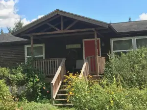 The Cottage at Journey Inn