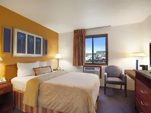 Days Inn by Wyndham Austin