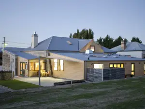 Pitches Store Accommodation