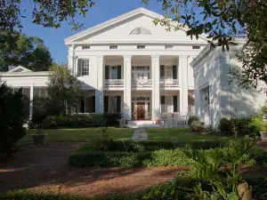 Madewood Plantation House
