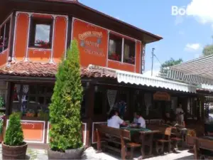 Chuchura Family Hotel