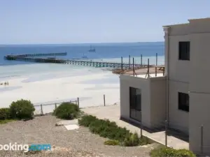Cliff House Beachfront Villas