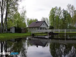 Ööbiku Holiday House