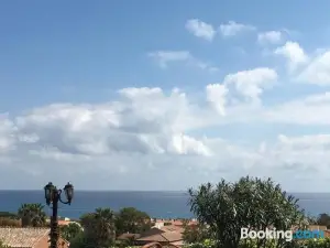 La Tour