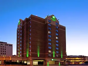 Holiday Inn & Suites Winnipeg-Downtown