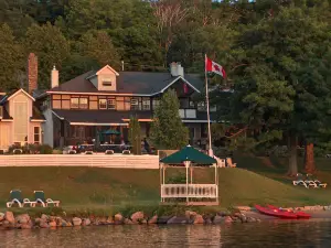 Sir Sam's Inn & Waterspa - Adults Only