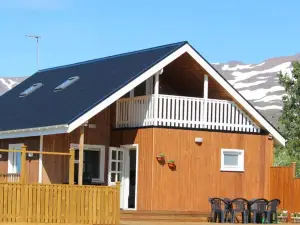 Brúnastaðir Holiday Home