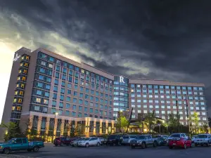 Renaissance Boulder Flatiron Hotel