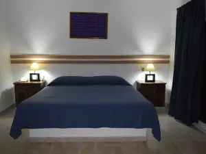 ホテル プラザ アルメンドロス