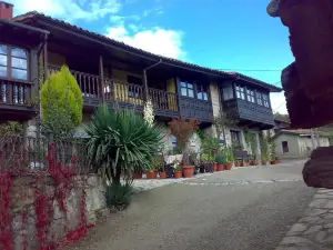 House with 4 Bedrooms in Villamorey, with Wonderful Mountain View, Fur