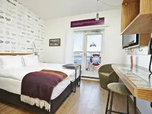 Reykjavik Marina - Berjaya Iceland Hotels