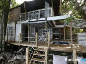 Hidden Cove Eco Retreat