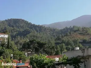 Christos House
