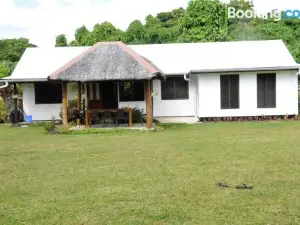 Island View Cottages