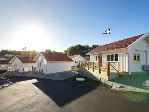 Lagunen Cottages and Hostel