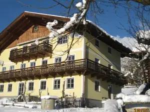 Bio-Bauernhof Einberghof