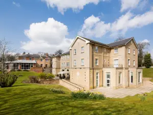 The Retreat, Elcot Park