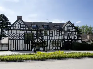 The Manor Elstree
