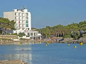 桑德蘭利亞海灘飯店 - 限成人