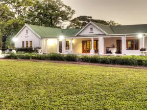 Nut Grove Boutique Hotel