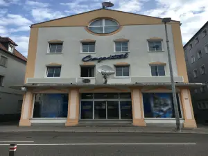 Hotel Capitol Zentrum - 24h -