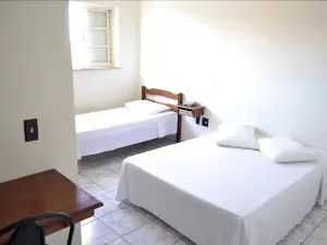 Hotel Cacique