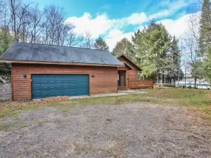 Kentuck Lake Retreat - 3 Br Cottage