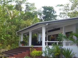 Mahimahi Villas