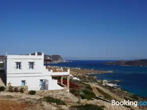 Antiparos Vibes