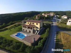 Luxury Villa Maslina with Private Pool & Jacuzzi