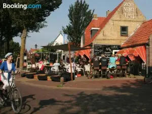 Appartementen Strandhuys en de Vuurtoren - Amelander Kaap Met Zwembad