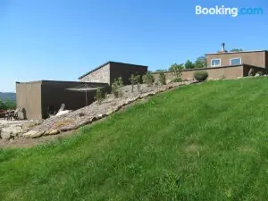 13 Hills Bed & Breakfast