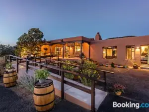 Bobcat Inn