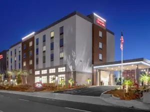 Hampton Inn & Suites Irvine/Orange County Airport