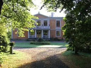 Mälby Säteri B&B