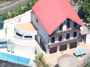 Villa Labrousse (Atypical)