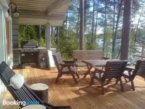 Kalaranta Cottage